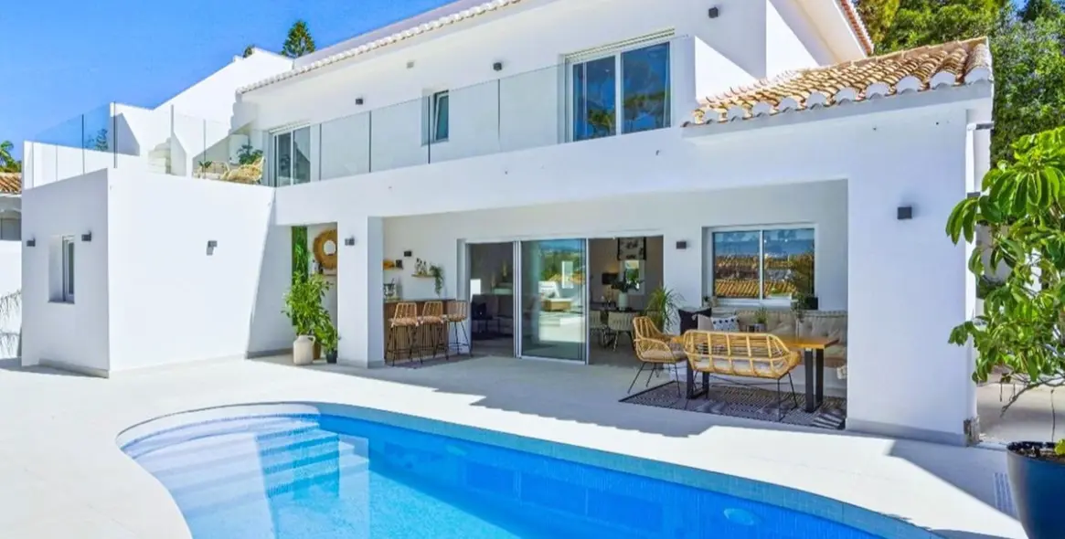 Venta de villa independiente en La Cala de Mijas 1