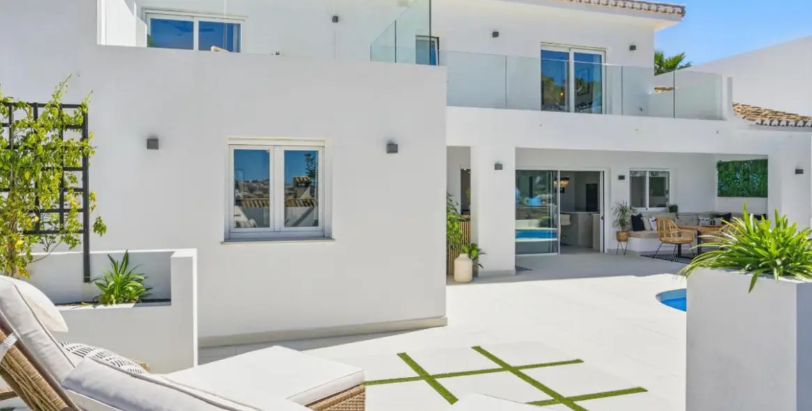 Venta de villa independiente en La Cala de Mijas 17