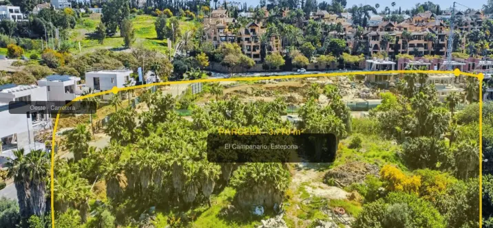 Venta de parcela comercial en Estepona 2