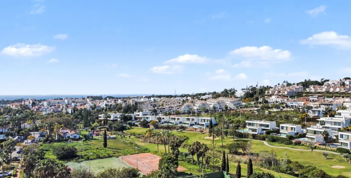 Venta de parcela comercial en Estepona 9