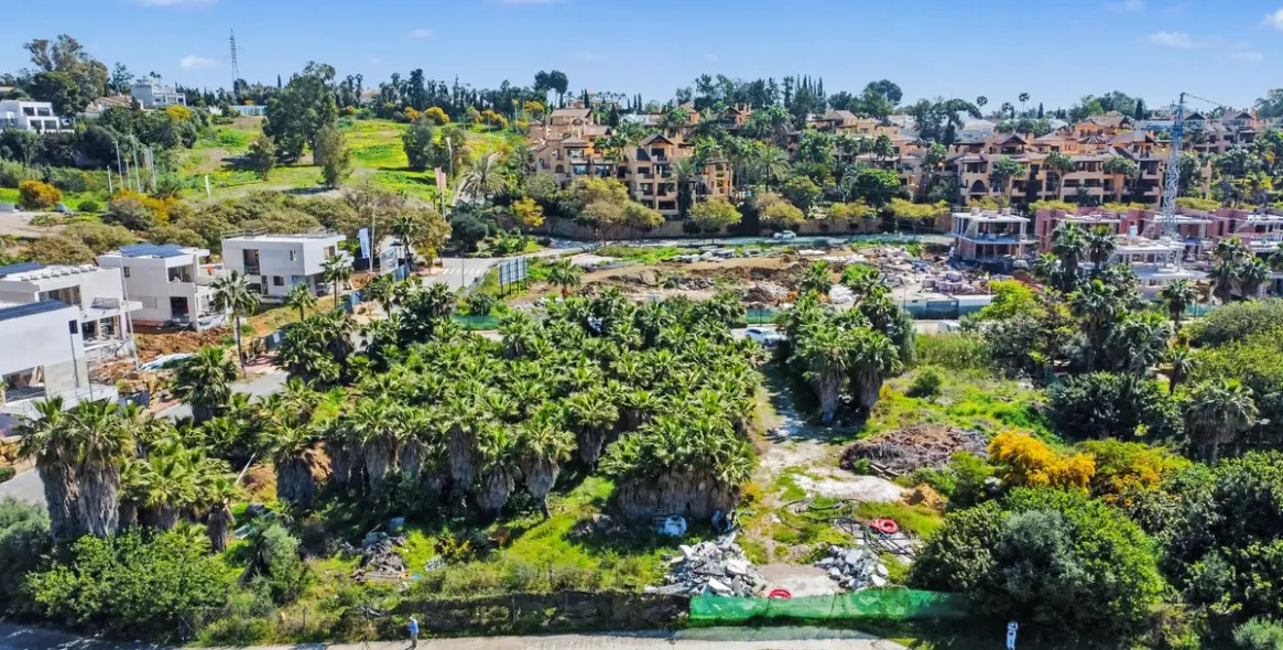 Venta de parcela comercial en Estepona 19