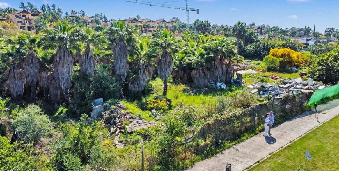 Venta de parcela comercial en Estepona 21