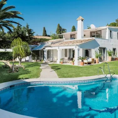 Venta de villa independiente en La Quinta