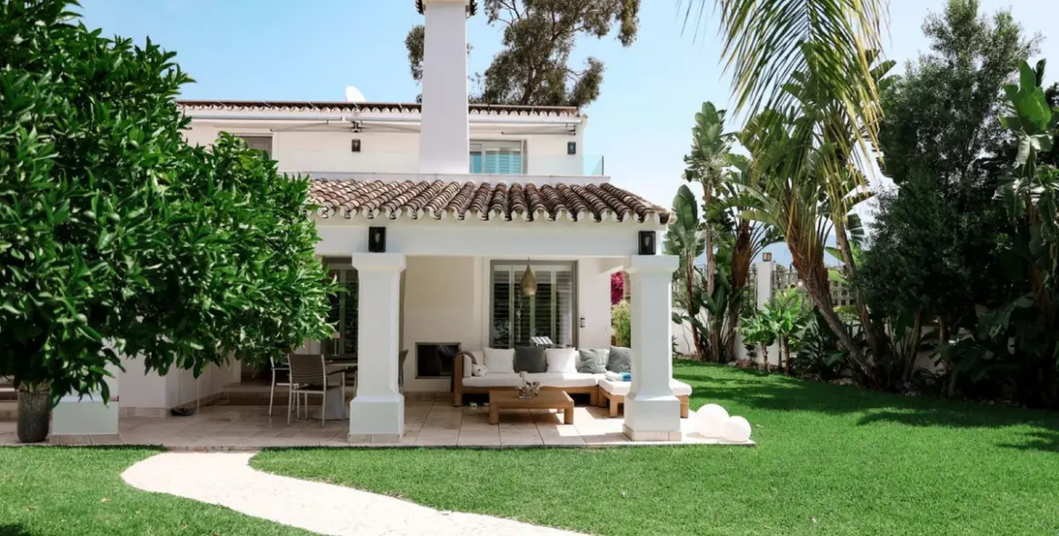 Venta de villa independiente en La Quinta 27