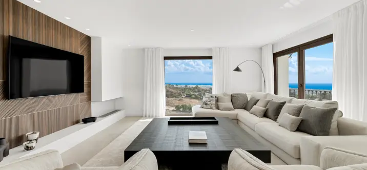 Venta de villa independiente en Estepona 1