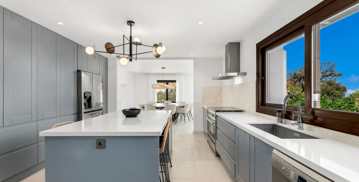 Venta de villa independiente en Estepona 8