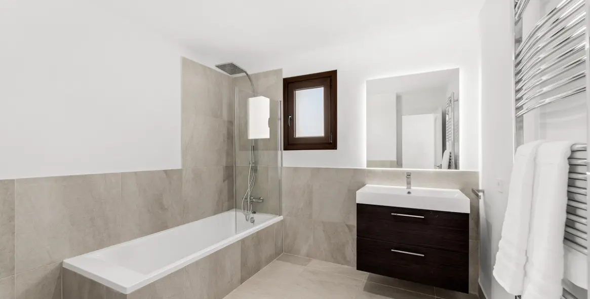 Venta de villa independiente en Estepona 15