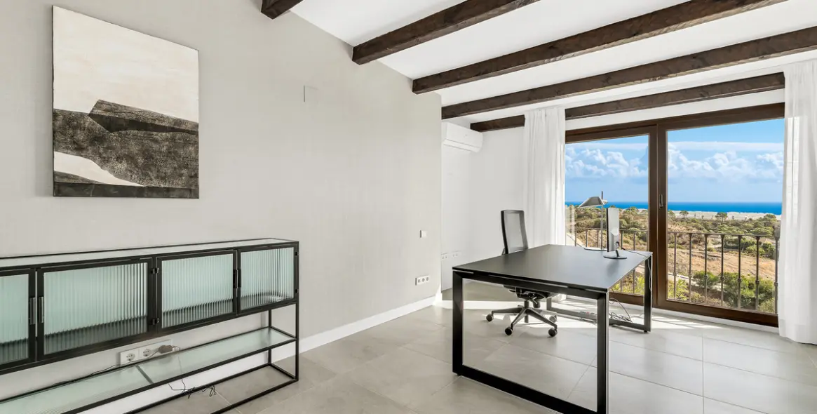 Venta de villa independiente en Estepona 21