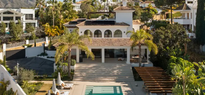 Venta de villa independiente en Nueva Andalucía 4