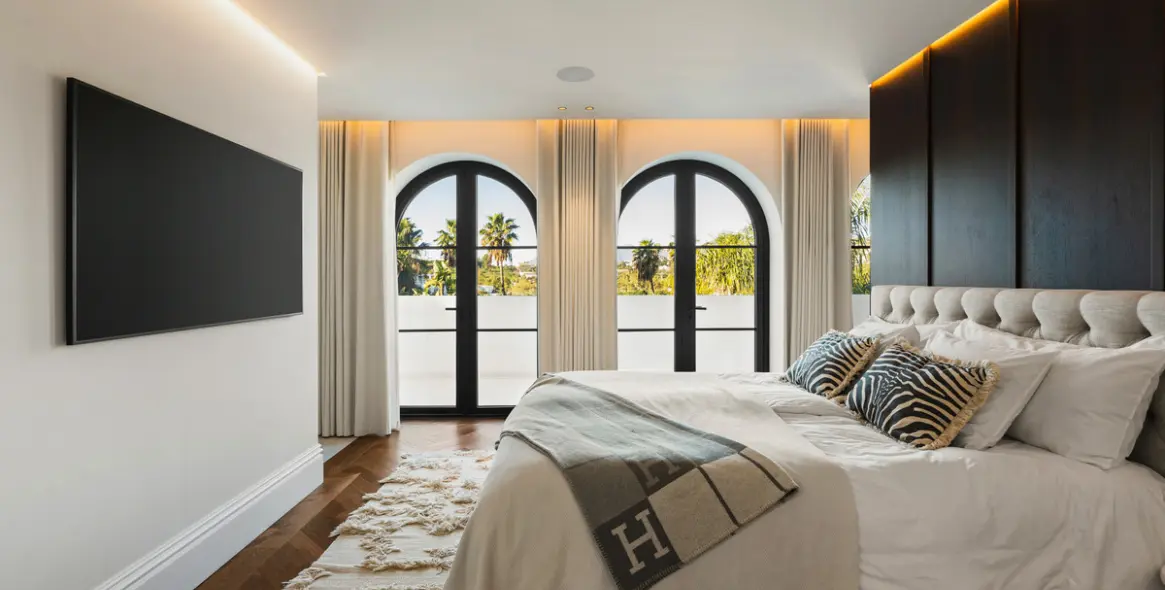 Venta de villa independiente en Nueva Andalucía 15