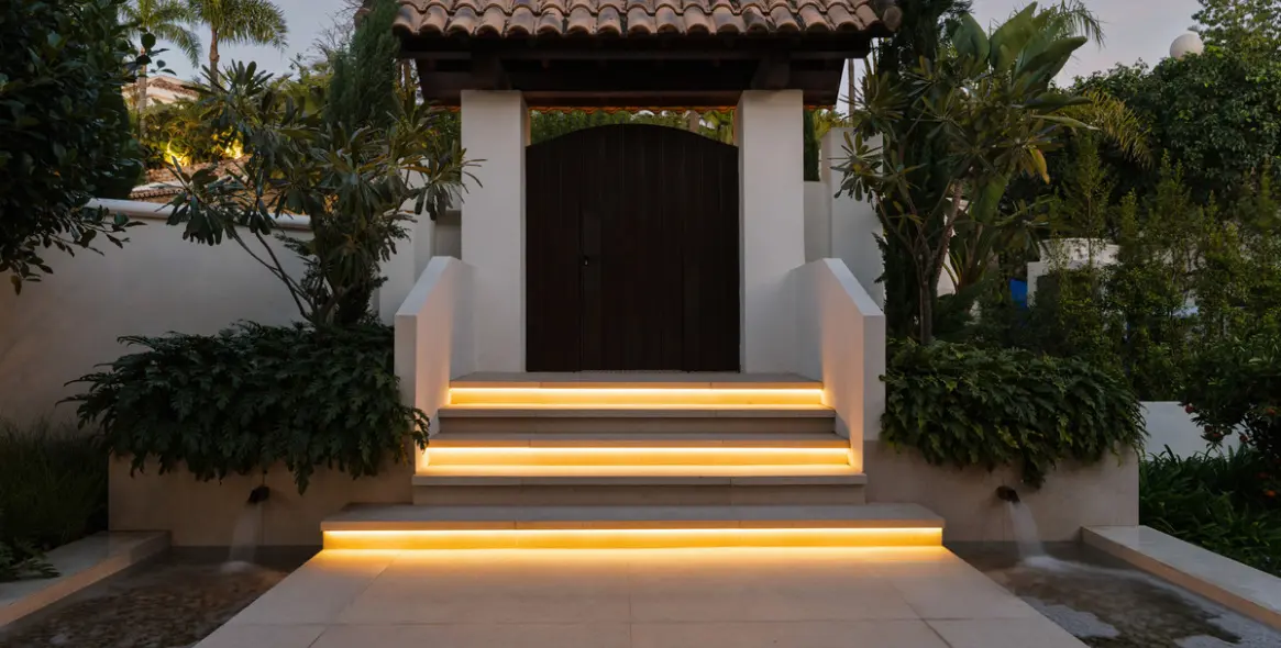 Venta de villa independiente en Nueva Andalucía 33