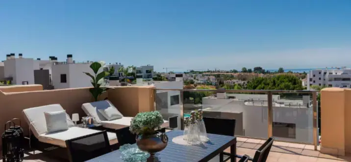 Long-term rent of penthouse in New Golden Mile 0