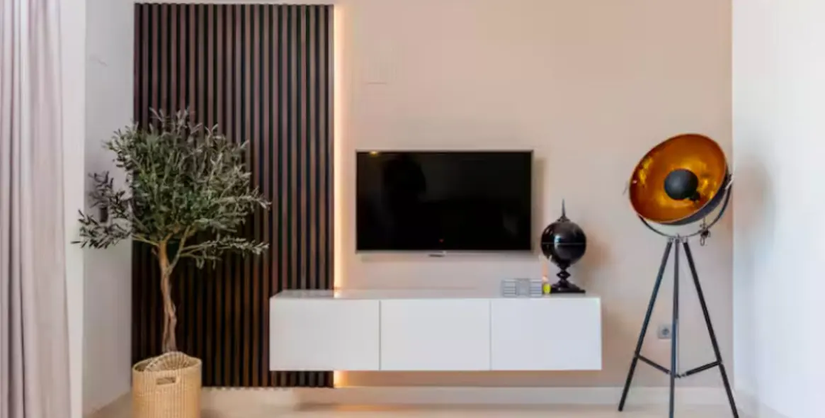 Long-term rent of penthouse in New Golden Mile 5