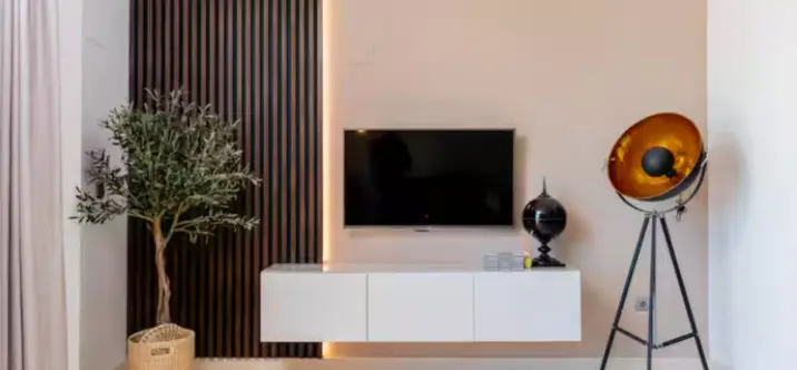 Long-term rent of penthouse in New Golden Mile 4