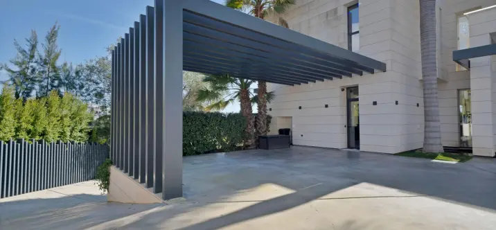 Alquiler a largo plazo de villa independiente en Nagüeles 2