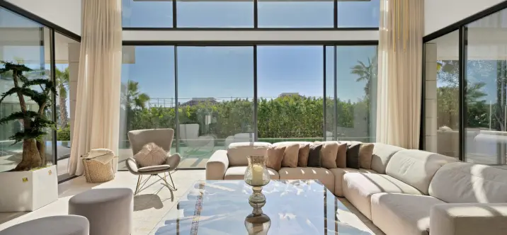 Alquiler a largo plazo de villa independiente en Nagüeles 4