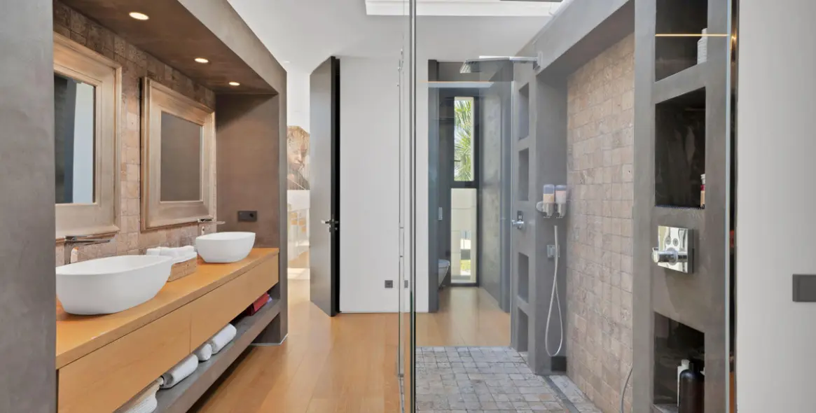 Alquiler a largo plazo de villa independiente en Nagüeles 31