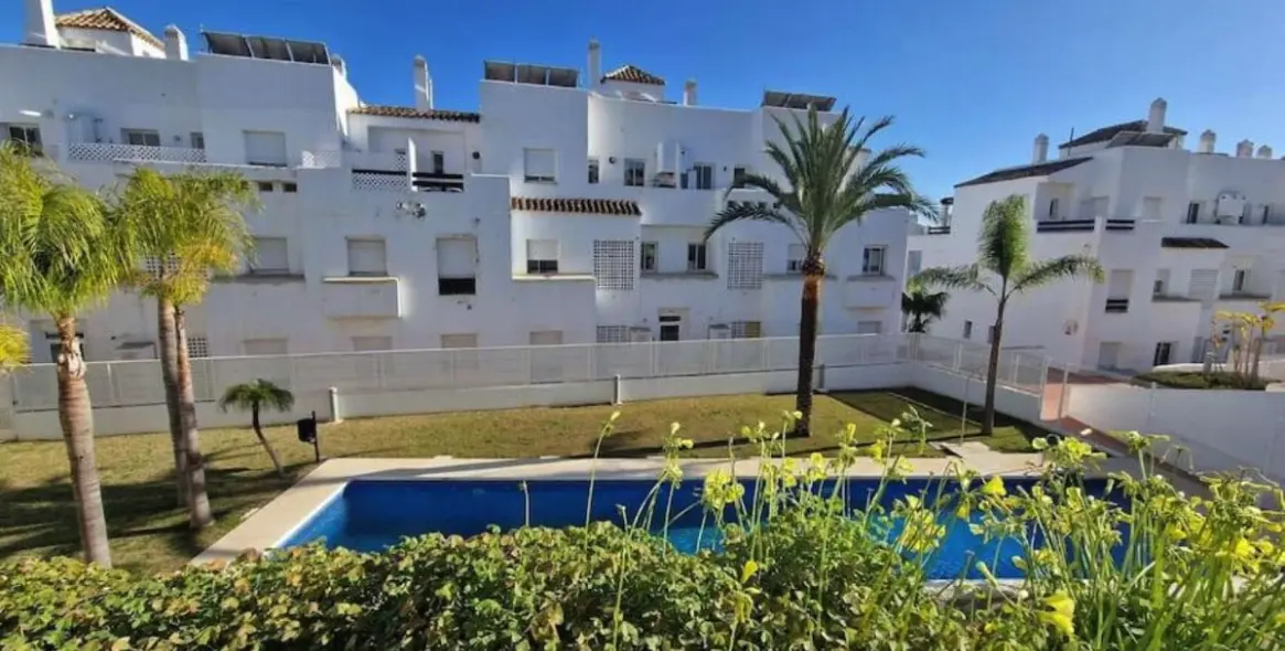 Продажа апартаментов на первом этаже в Valle Romano 1