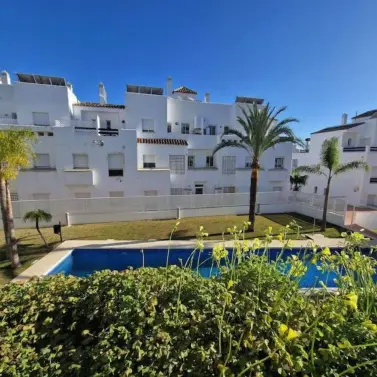 Sale of ground floor apartment in Valle Romano