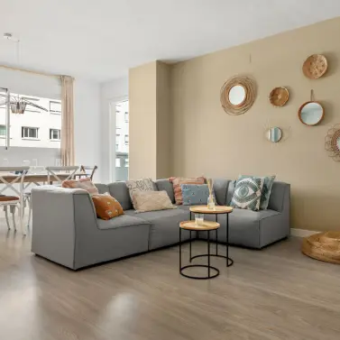 Venta de apartamento en planta media en Estepona