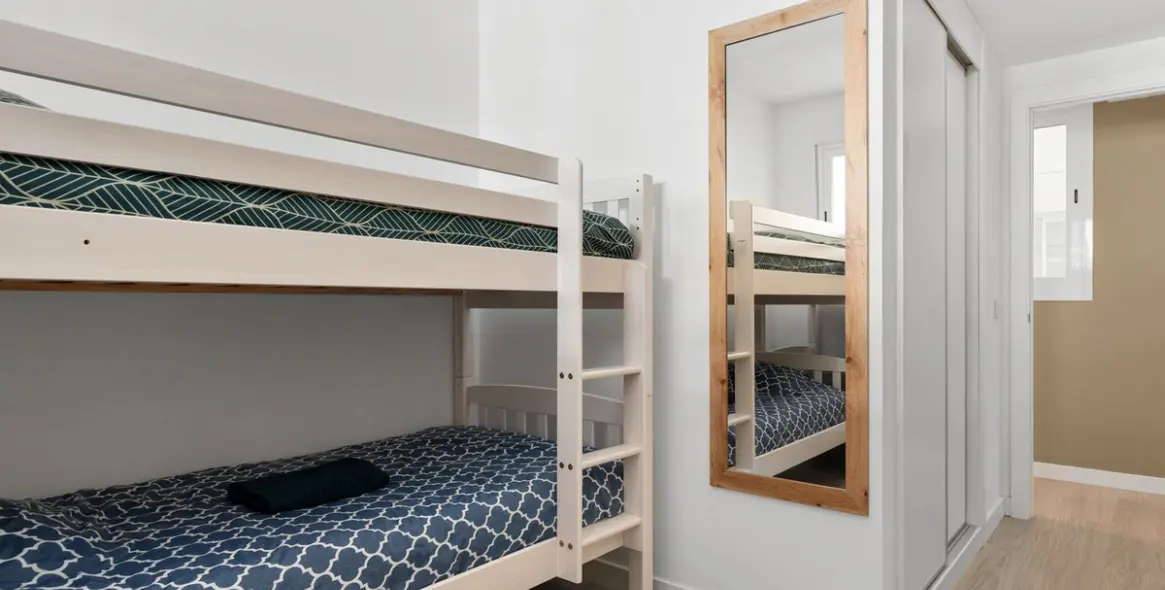 Sale of middle floor apartment in Estepona 21