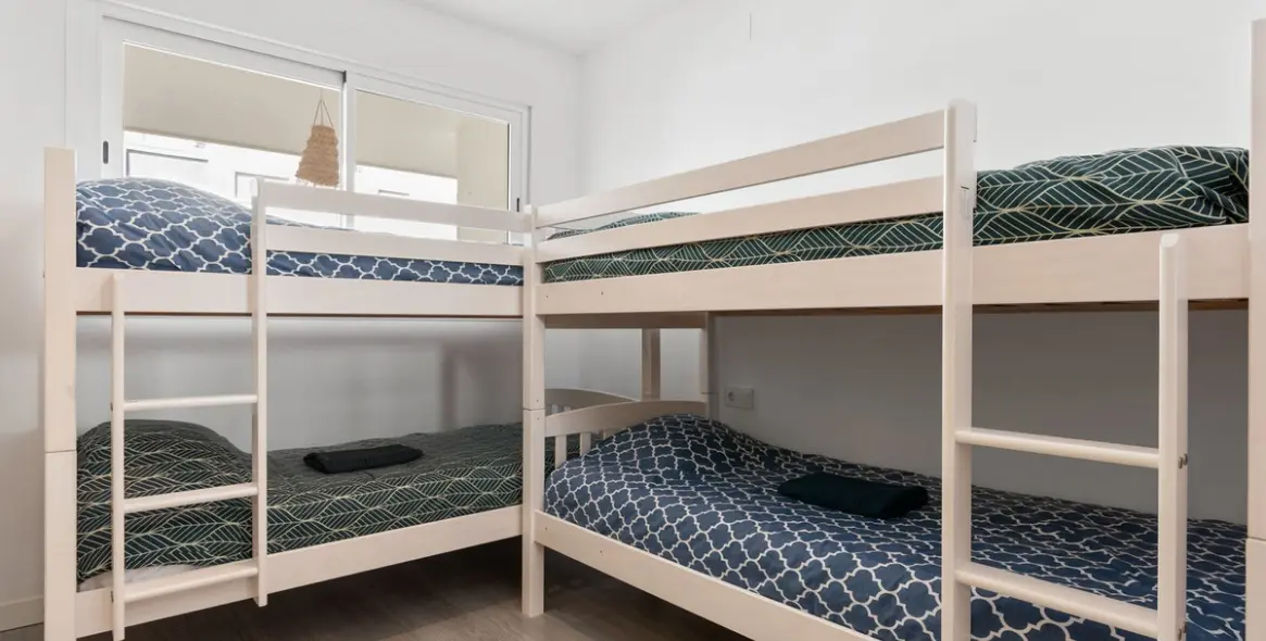 Sale of middle floor apartment in Estepona 22