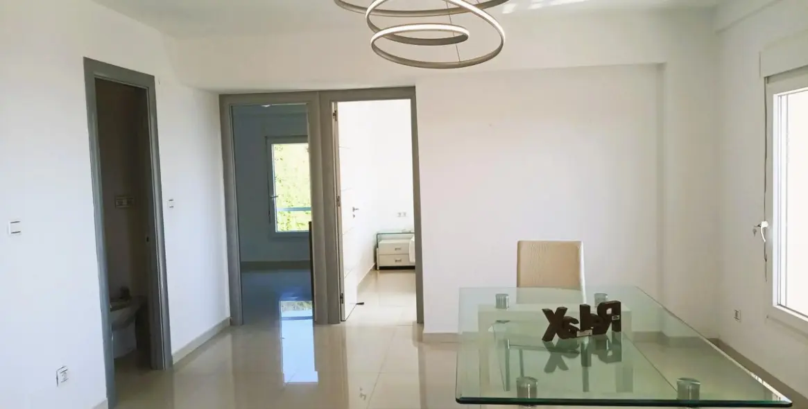 Продажа апартаментов на среднем этаже в Montemar 3