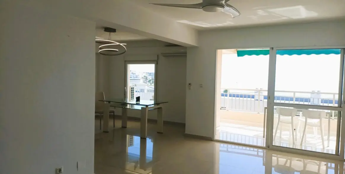 Продажа апартаментов на среднем этаже в Montemar 8