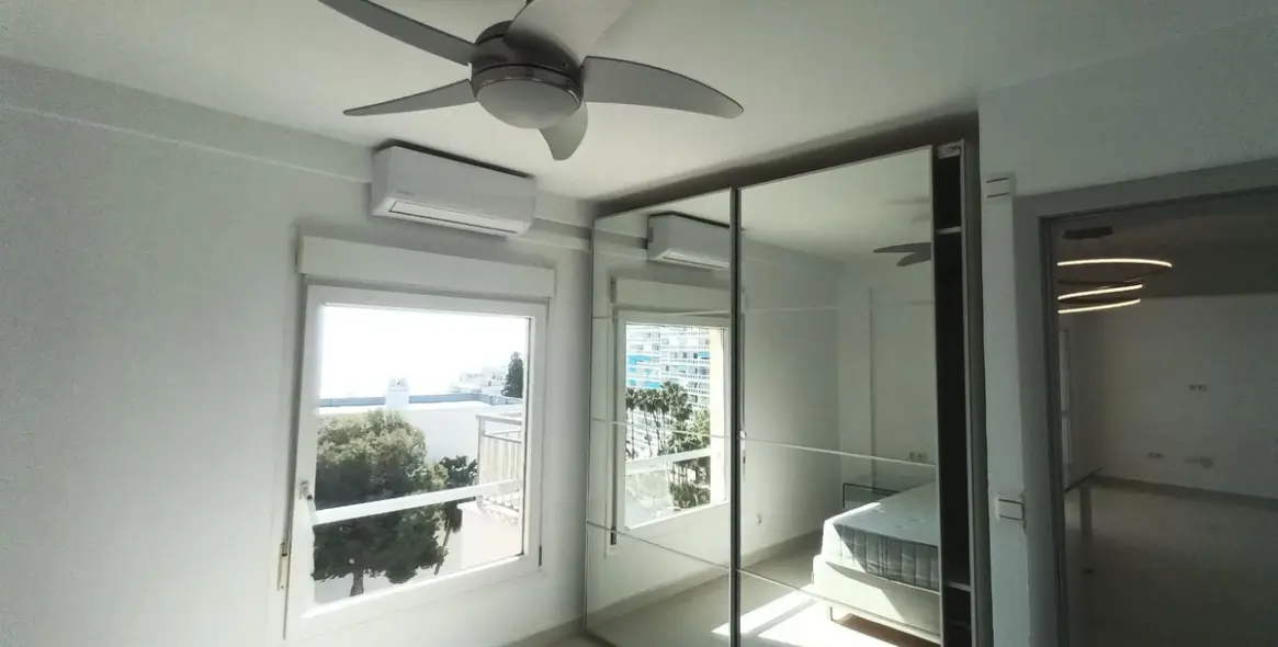 Продажа апартаментов на среднем этаже в Montemar 17