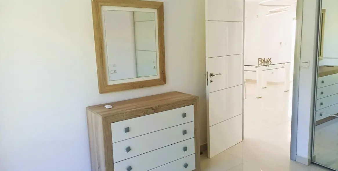 Продажа апартаментов на среднем этаже в Montemar 20