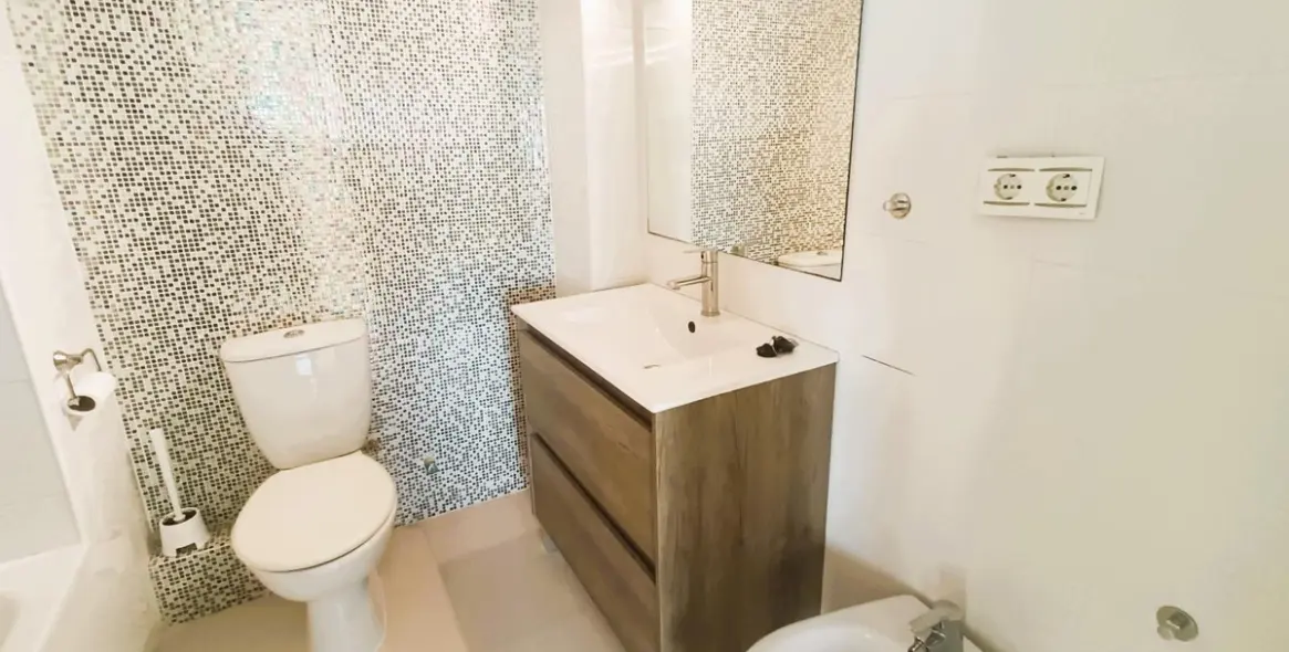 Продажа апартаментов на среднем этаже в Montemar 24