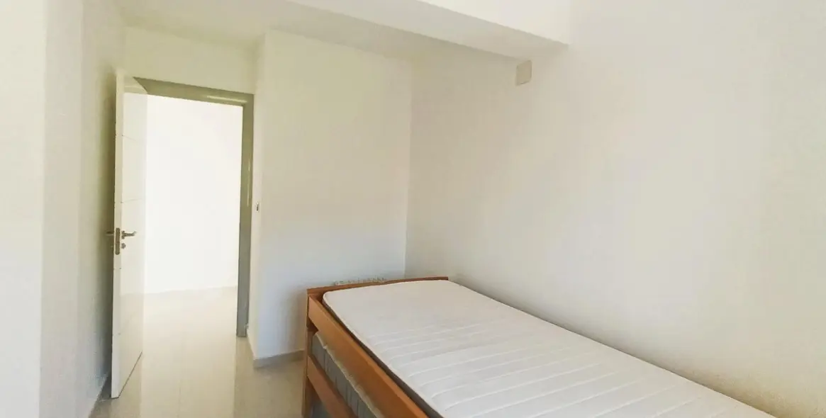 Продажа апартаментов на среднем этаже в Montemar 29