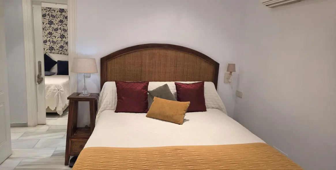 Venta de apartamento en planta media en Marbella 4