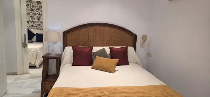 Продажа апартаментов на среднем этаже в Marbella 3