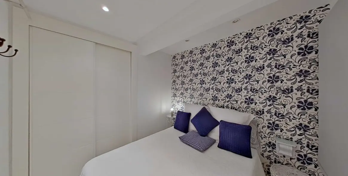 Venta de apartamento en planta media en Marbella 22