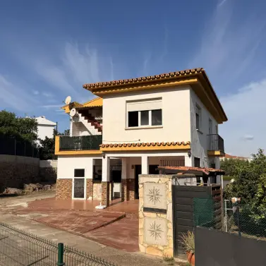 Sale of detached villa in Alhaurín de la Torre