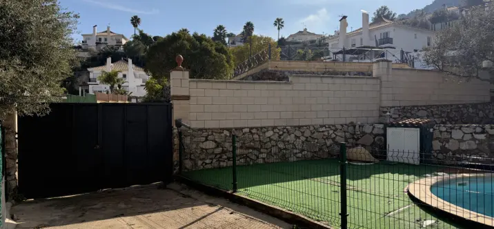 Sale of detached villa in Alhaurín de la Torre 4