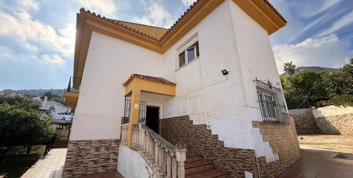 Sale of detached villa in Alhaurín de la Torre 6