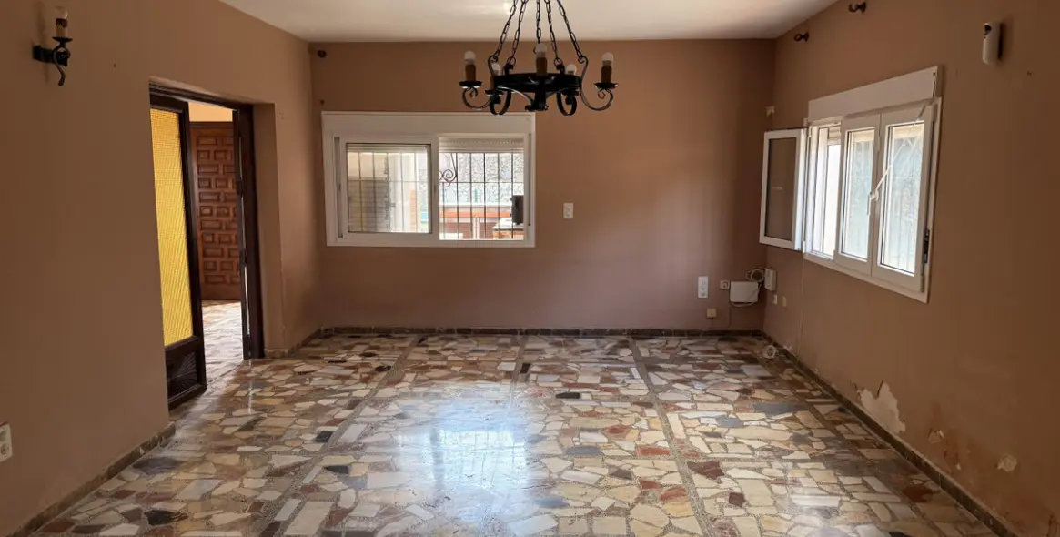 Sale of detached villa in Alhaurín de la Torre 11