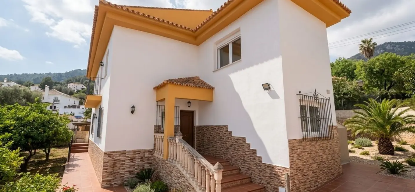 Продажа  отдельно стоящей виллы в Alhaurín de la Torre 0