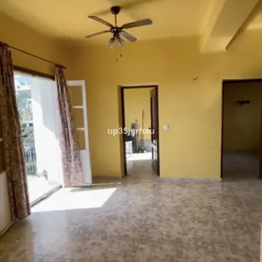 Продажа апартаментов на среднем этаже в Estepona