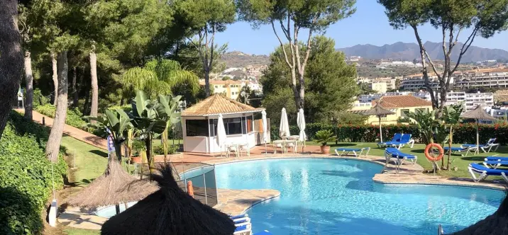 Sale of ground floor apartment in Miraflores 1