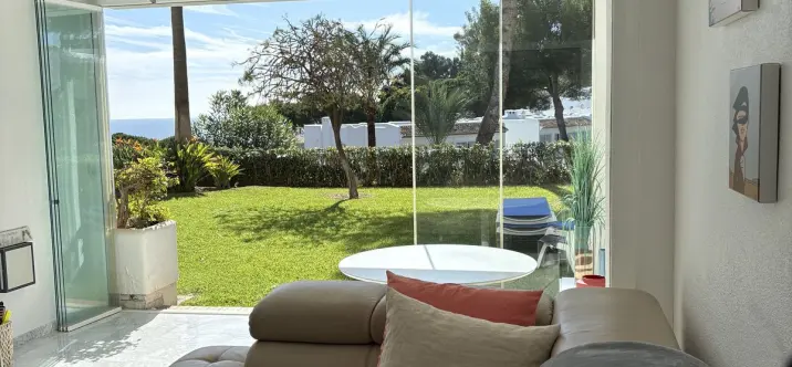 Sale of ground floor apartment in Miraflores 4