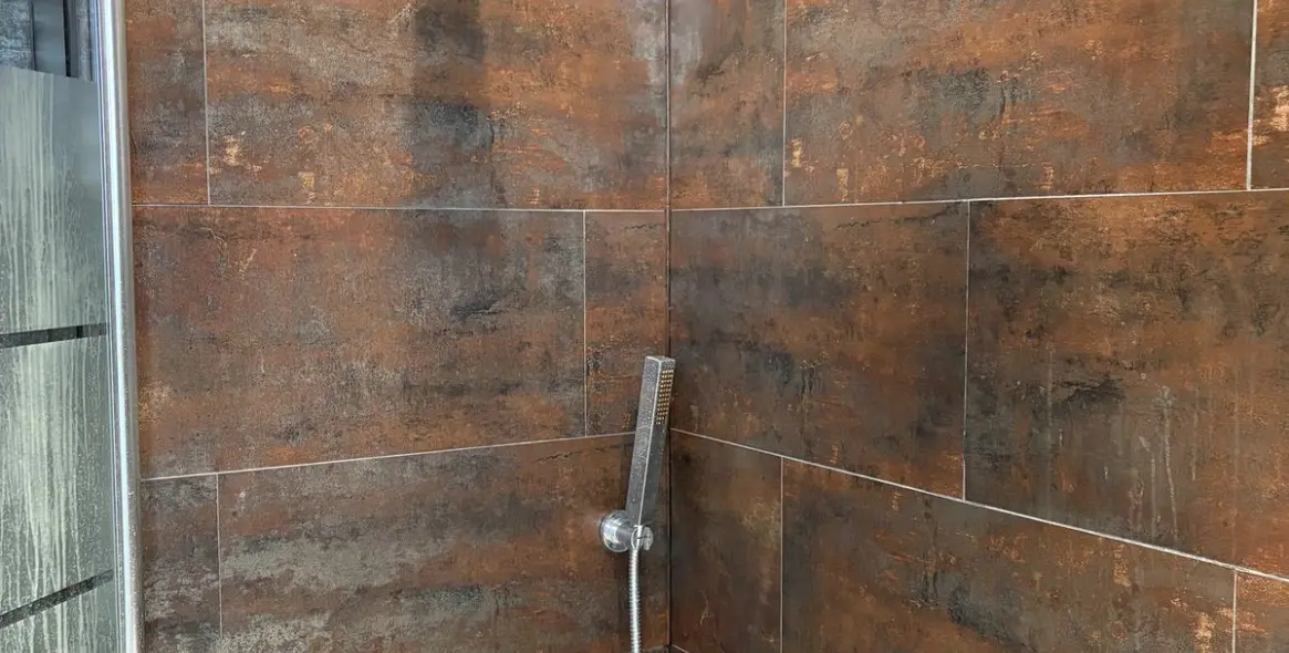 Продажа апартаментов на первом этаже в Miraflores 13