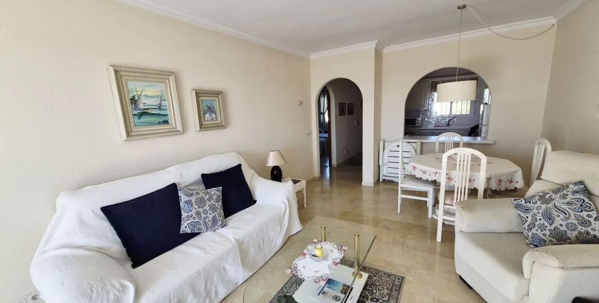 Sale of penthouse in El Chaparral 4