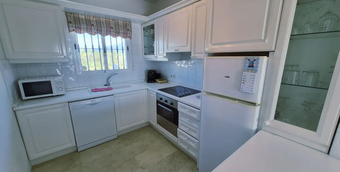 Sale of penthouse in El Chaparral 9