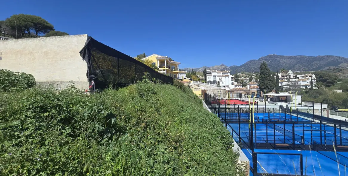 Продажа  жилого участка в Fuengirola 1