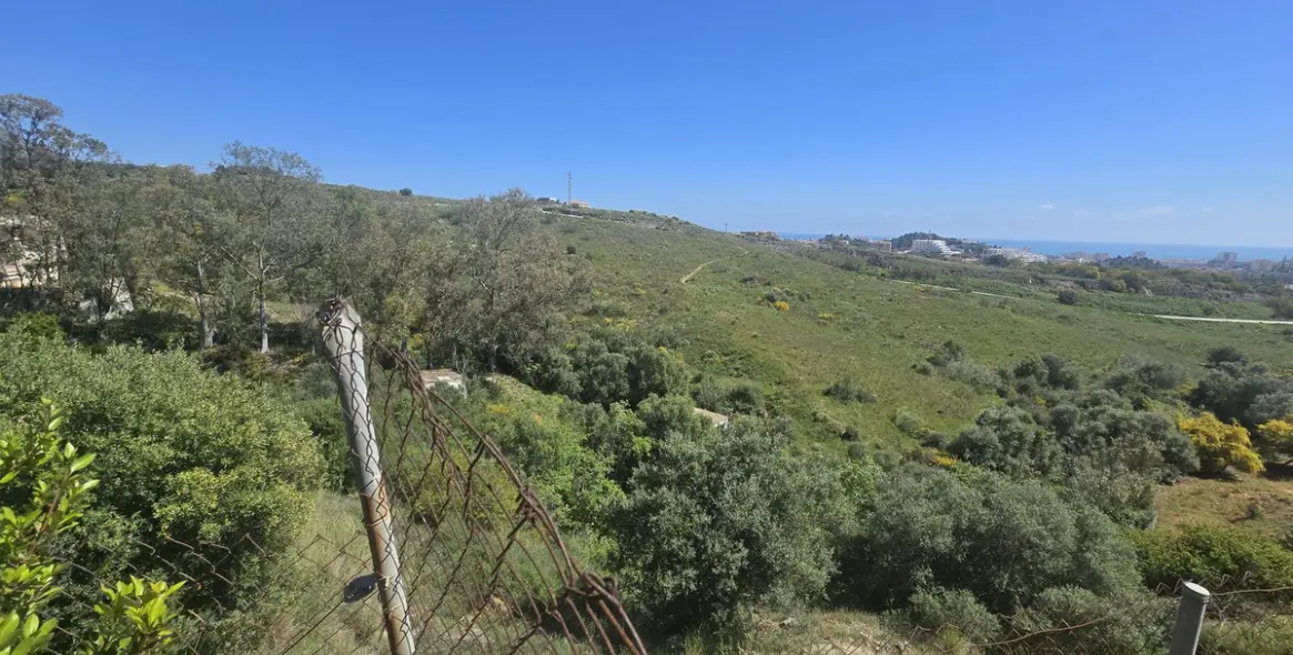 Продажа  жилого участка в Fuengirola 12