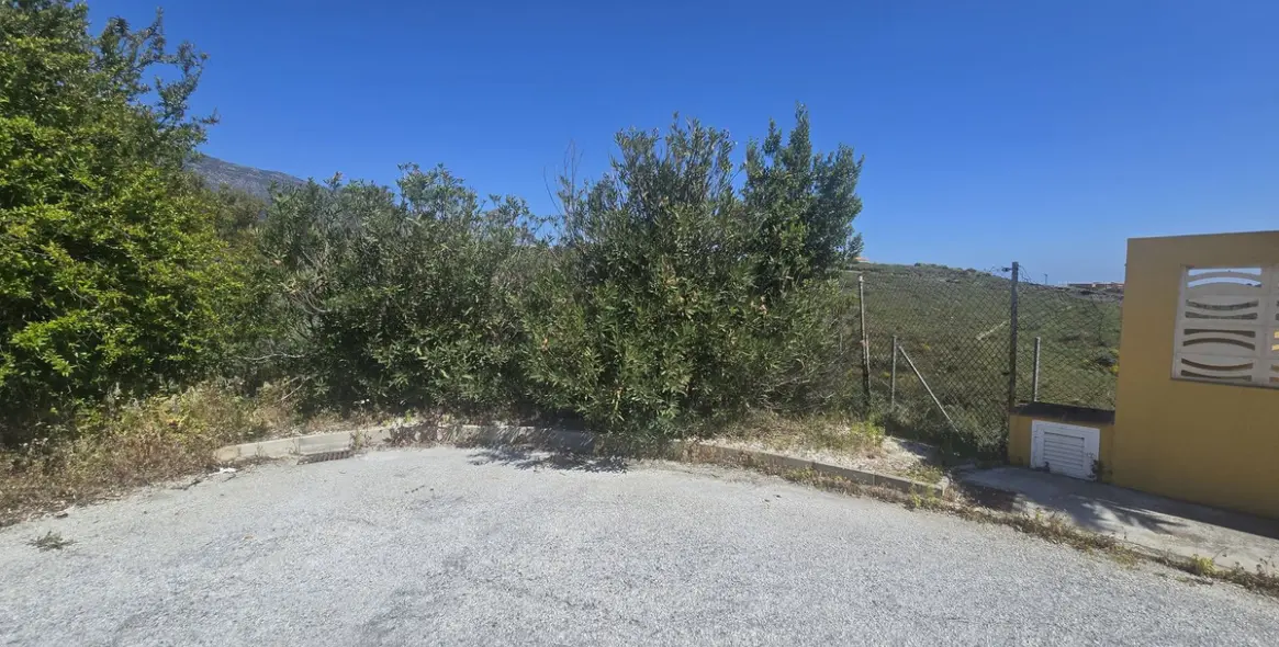 Продажа  жилого участка в Fuengirola 13