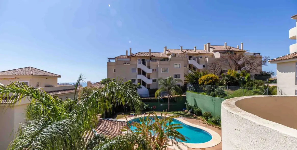 Sale of penthouse in Mijas 58